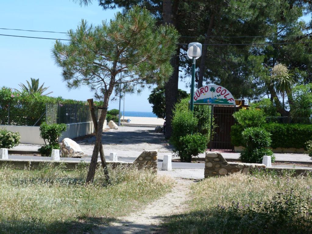 Hotel Restaurant - Villa Les Sirenes Argeles-sur-Mer Bagian luar foto